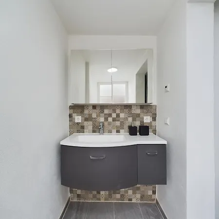 Apartment Sani *